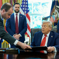 Trump claims America no longer spends money on Ukraine