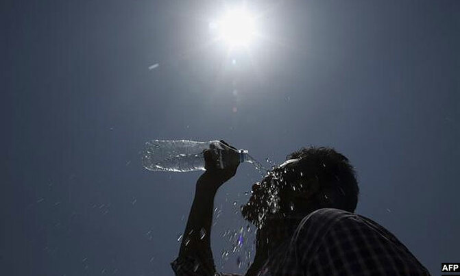 Heatwave impacts on communities, biodiversity and ecosystems Heatwave impacts on communities, biodiversity and ecosystems
