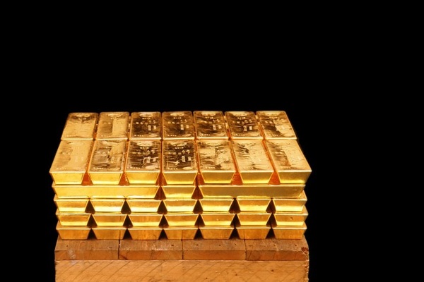Modest price rises for copper and gold