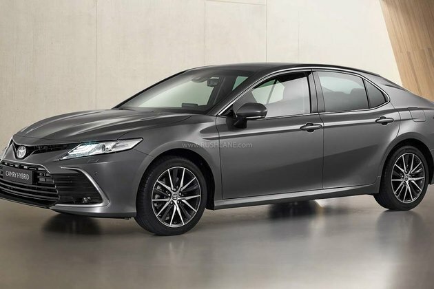 2021 Toyota Camry Facelift Unveiled - India Launch Likely Next Year