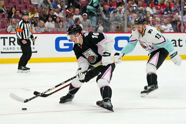 Panthers' Matthew Tkachuk powers Atlantic past Metropolitan
