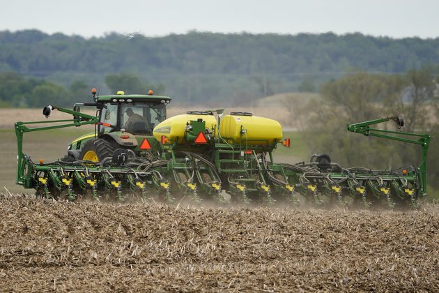 American Farmers Struggle to Stay Afloat Amid Floods and Trade War