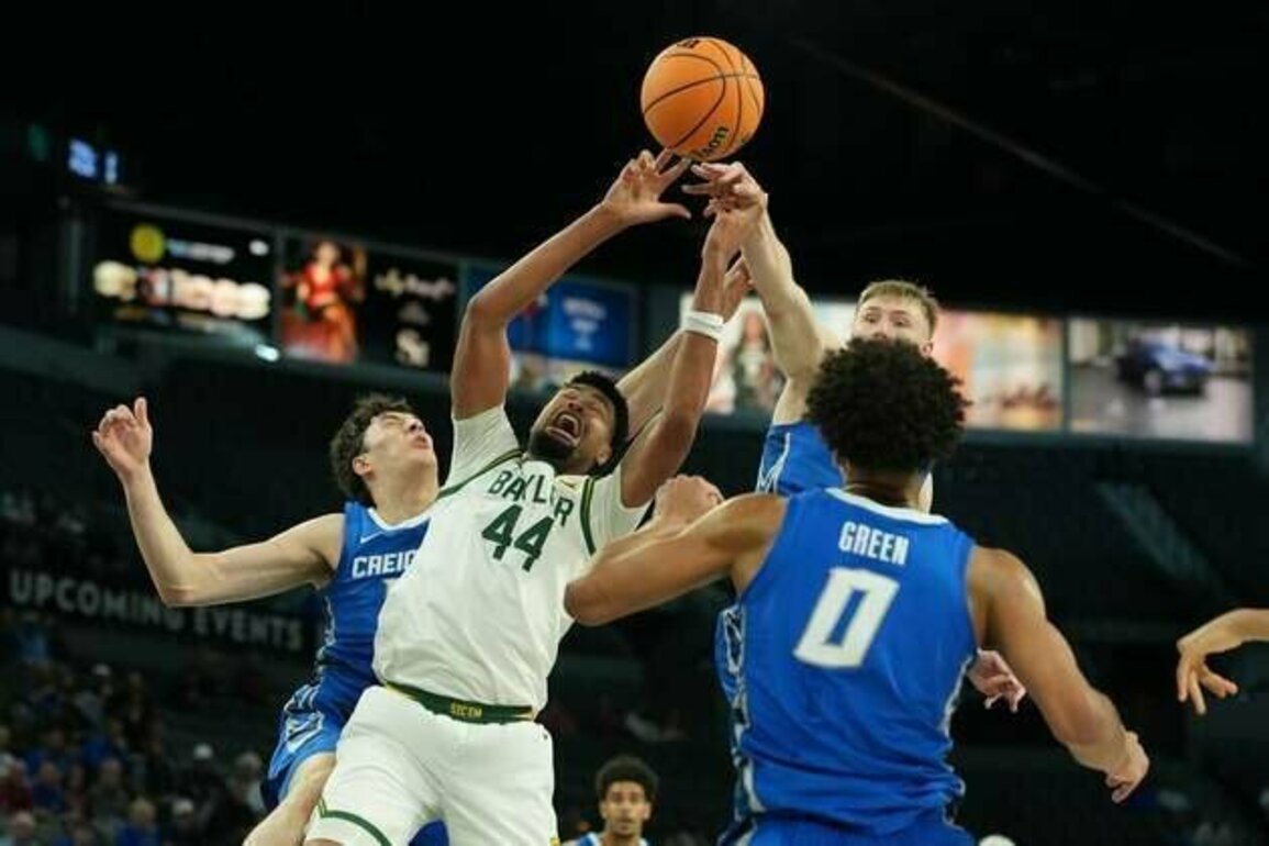 Baylor controls boards to beat Creighton at Players Era