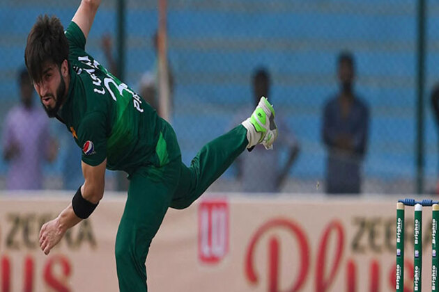 Pakistan pacer Usman Shinwari announces international retirement