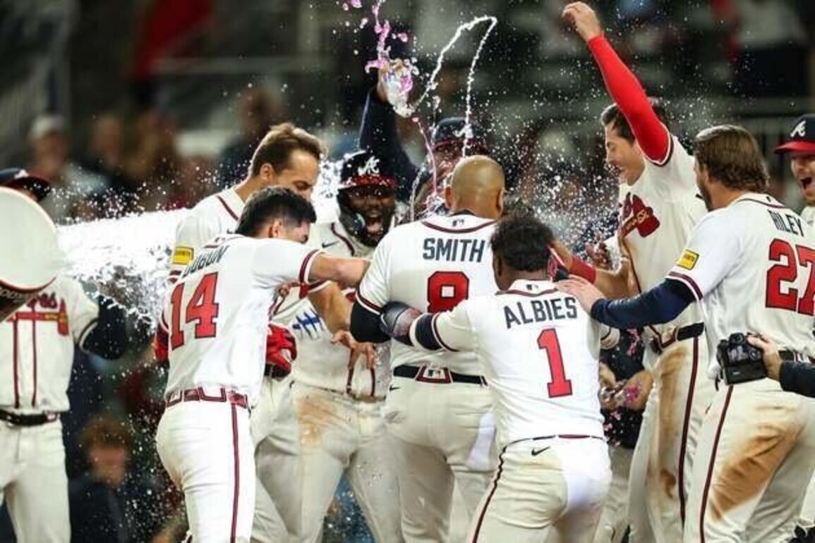 Dominic Smith's walk-off grand slam lifts Braves past Royals