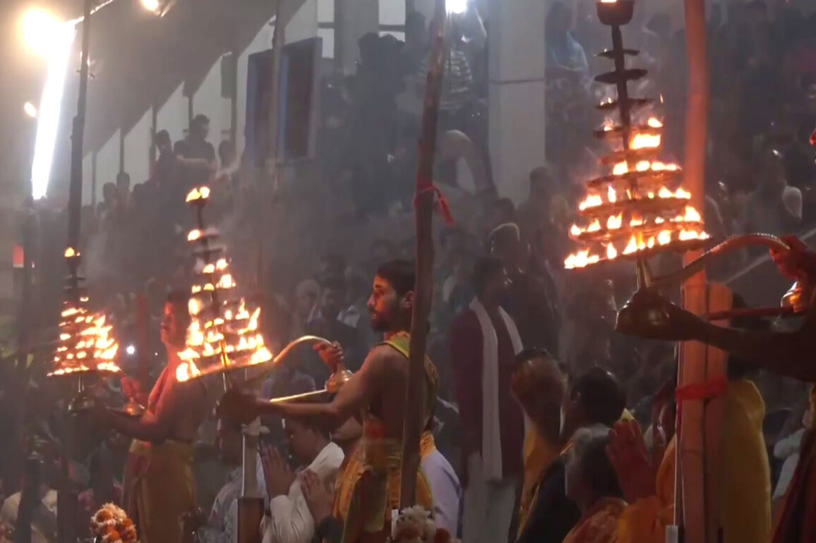 Ganga Utsav celebrated with devotion, commitment in Ayodhya