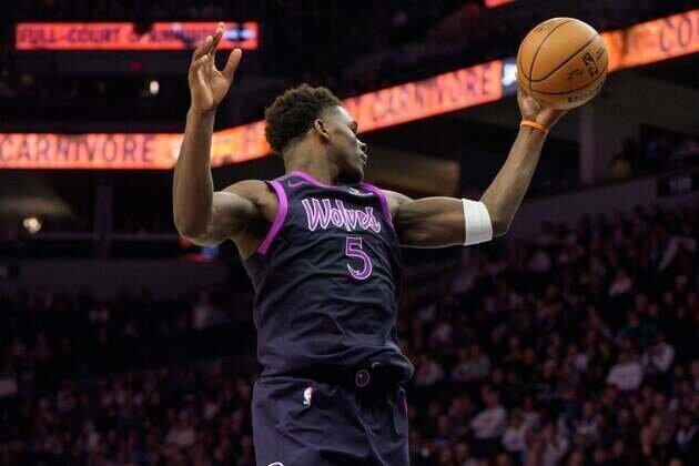 Timberwolves seek new winning streak against improving Mavs