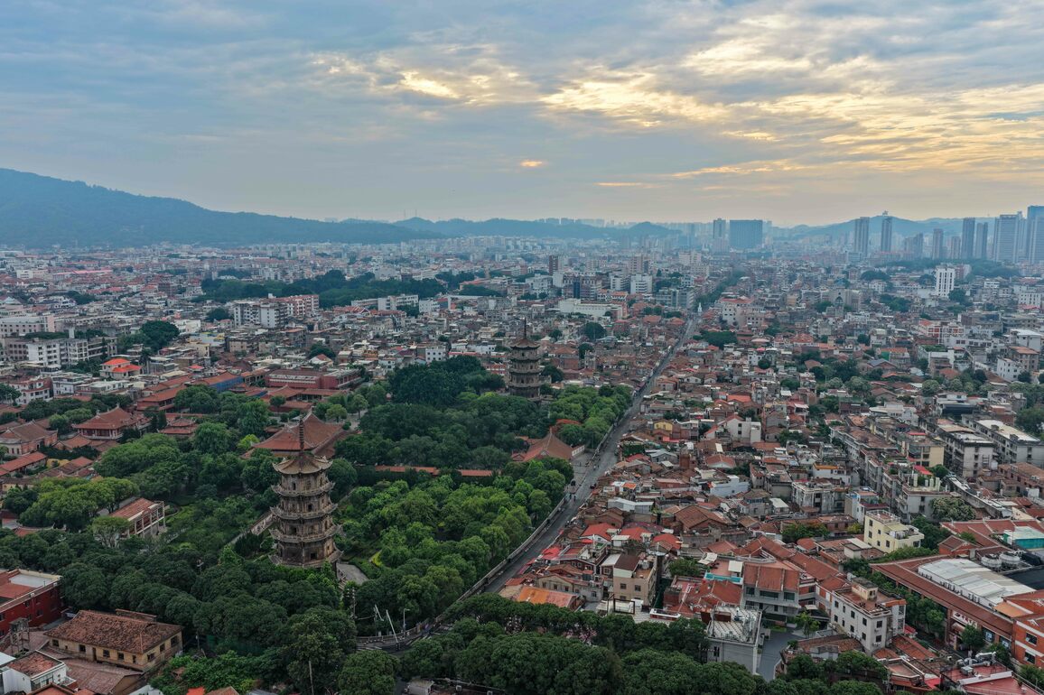 (FlyOverChina)CHINA-FUJIAN-QUANZHOU-HISTORICAL CENTER (CN)