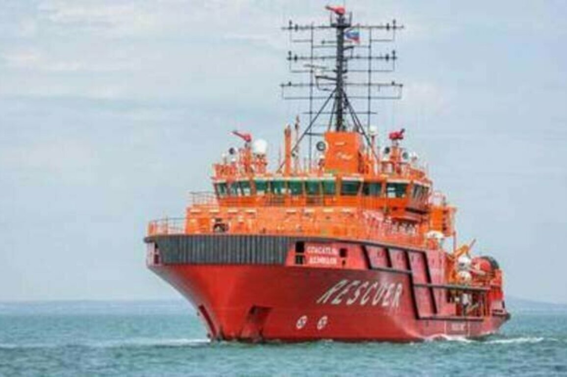 Kiev's special forces strike Russian rescue ship