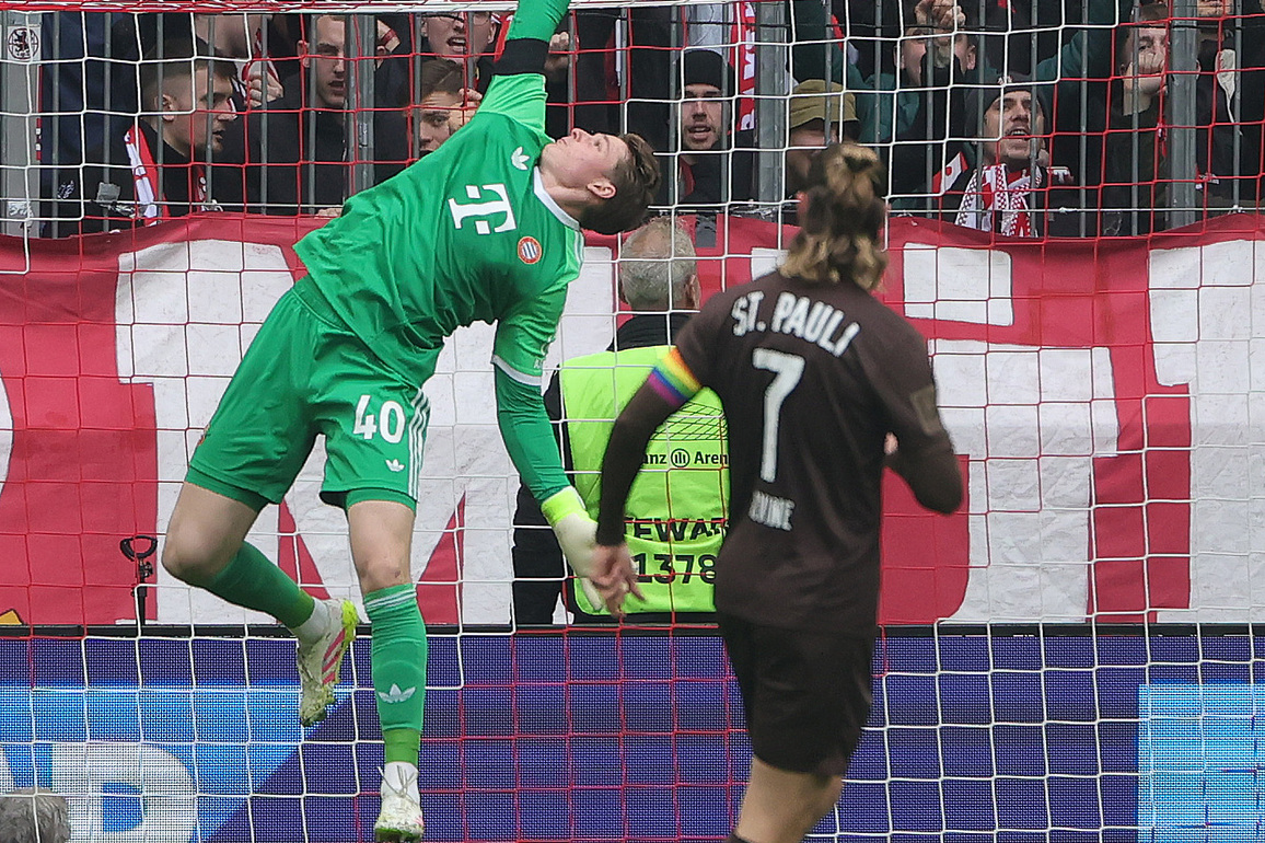 (SP)GERMANY-MUNICH-FOOTBALL-BUNDESLIGA-BAYERN MUNICH VS ST. PAULI