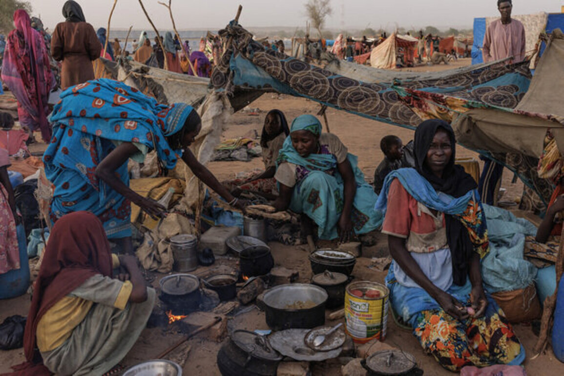 Chad relocates Sudan refugees as the army deploys near the border