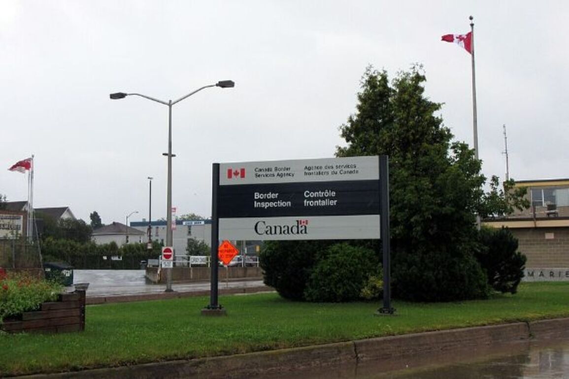 Change in Canadian law offers Americans chance for dual citizenship