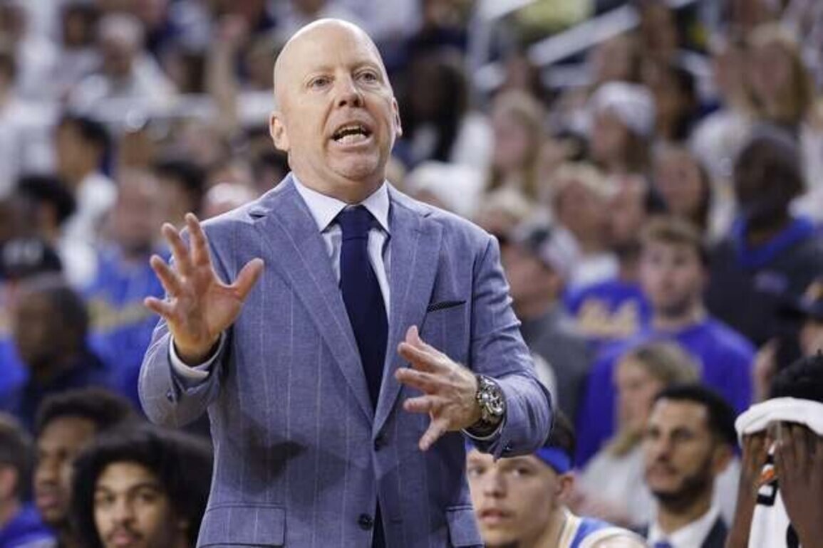 Donovan Dent leads UCLA blowout win of rival USC