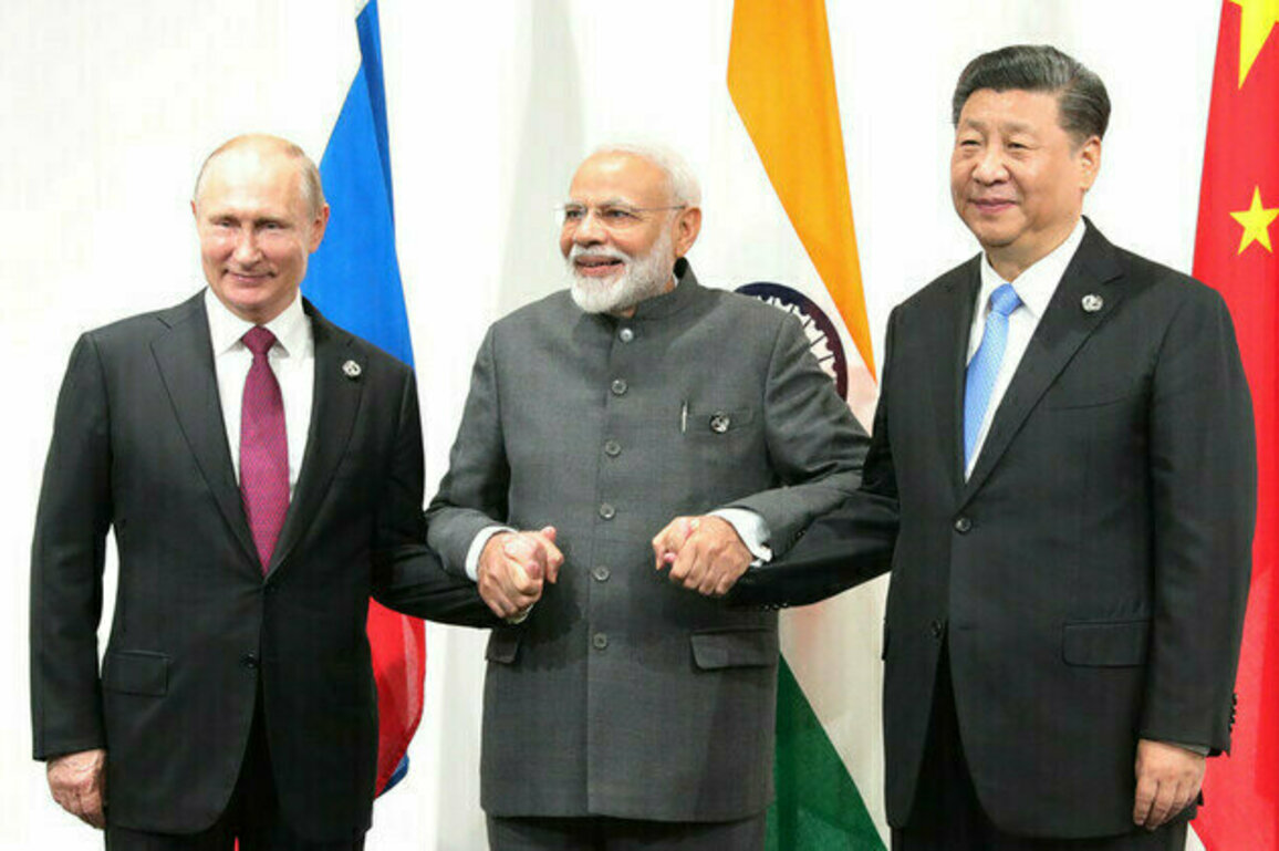 China backs trilateral cooperation with Russia and India