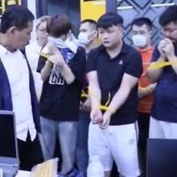 Indonesian police arrest over 300 foreigners for online gambling