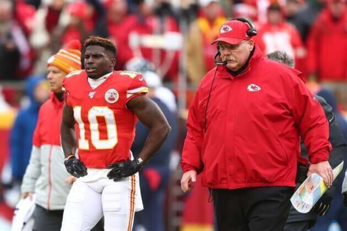 Chiefs' Andy Reid: 'Nothing happening' with Tyreek Hill