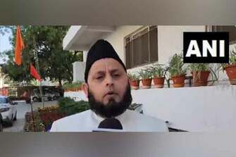 "Nobody has right to raise finger on him": Maulana Khalid Rashid on Shami not observing 'roza' during India-Australia match