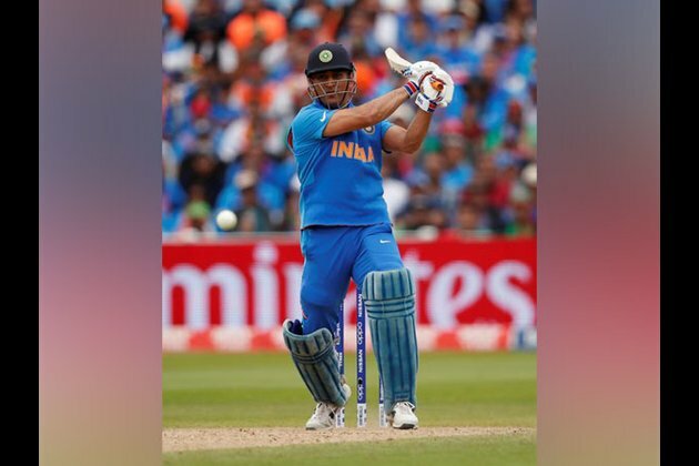 MS Dhoni not retiring, confirms MSK Prasad