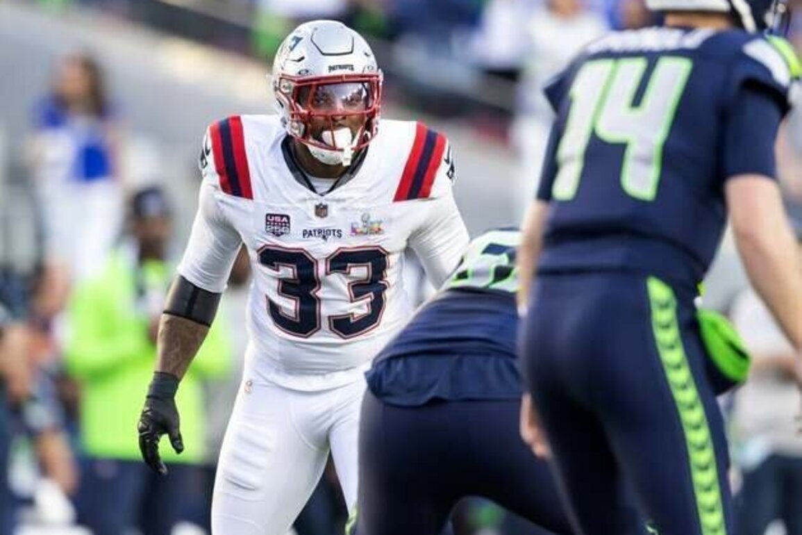 Reports: Saints to sign LB Anfernee Jennings