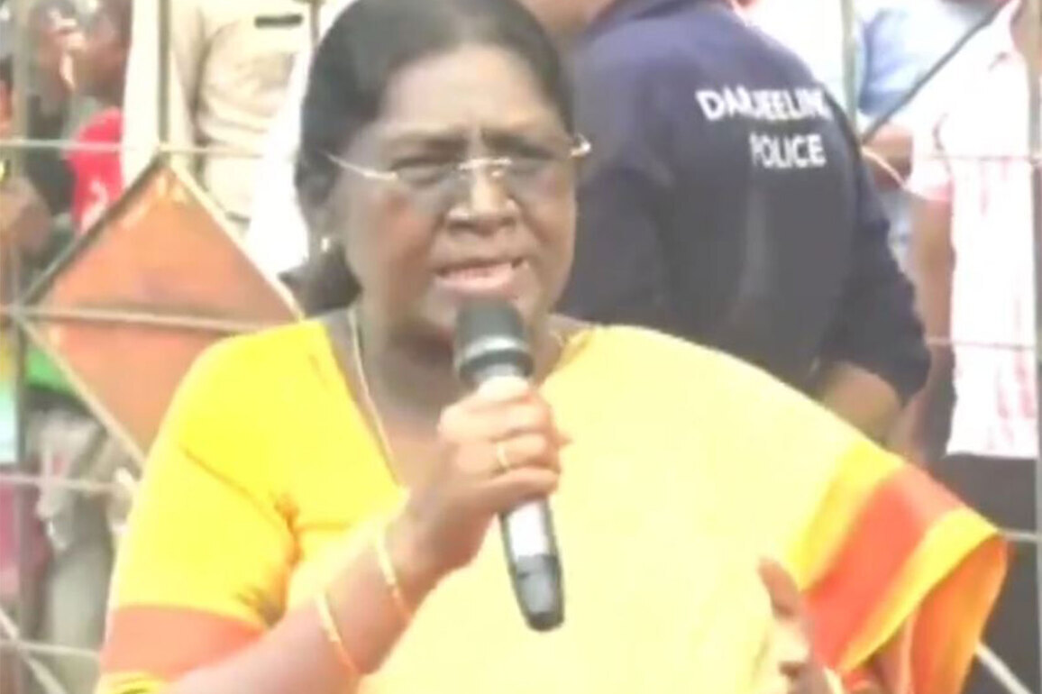 "I am also daughter of Bengal...": President Murmu questions Mamata's absence at Santal Conference in Darjeeling