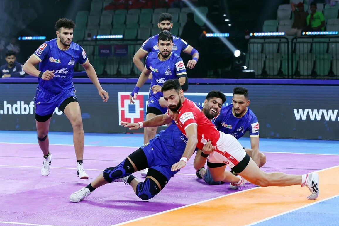 PKL: Haryana Steelers confirm playoff spot with win over Gujarat Giants