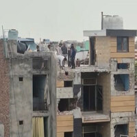 Delhi: MCD demolishes the residence of the accused in the Tarun Kumar murder case