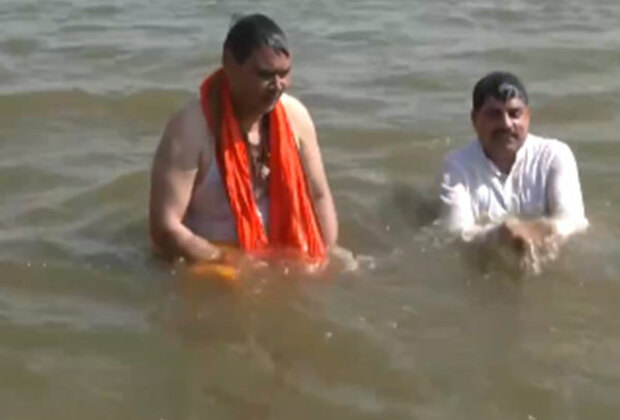 MP CM Mohan Yadav, Rajasthan CM Sharma take holy dip at Sangam in Mahakumbh