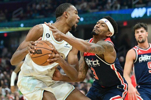 Cavaliers beat Wizards to complete season sweep