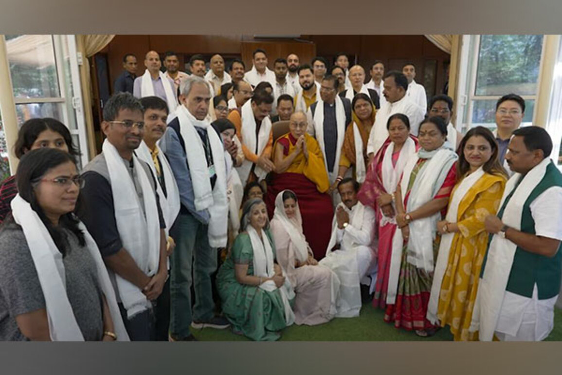 Indian parliamentary committee for SC-ST welfare convenes two-days meeting in Dharamshala, meets Dalai Lama