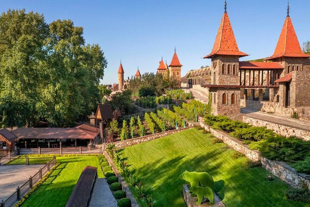 Loga: A stunning Russian folk theme park