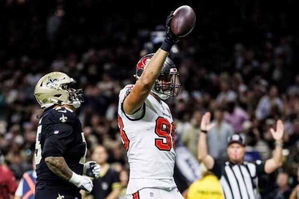 Bucs Bye Week Roundtable: Top Defensive Moment of the First Half