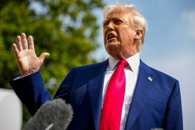 Trump rejects criticism over being gifted a Qatari jet