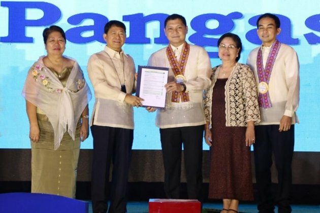 Pangasinan receives 5th SGLG award