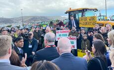 Farmers receive support from Prime Minister Rishi Sunak at Wales Conservative Conference
