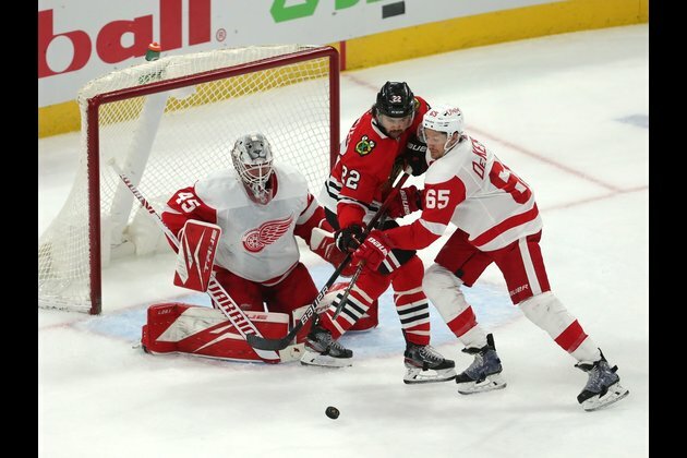 Chicago's Patrick Kane gets another shot at No. 400, Red Wings