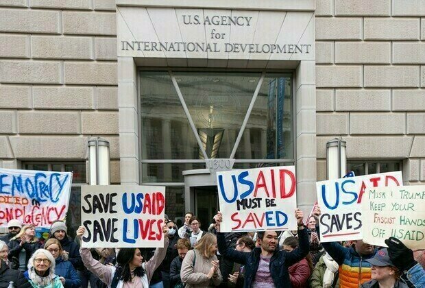 USAID funded Ukrainian group that smeared Vance  Grayzone