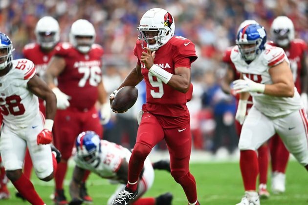 Cardinals Can&#039;t Close Out Giants In Difficult Loss During Home Opener