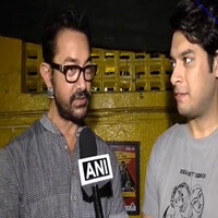 Aamir Khan, son Junaid attend Mumbai Indians vs Sunrisers Hyderabad match at Wankhede