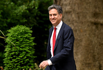 What do Starmer's would-be successors offer farming?