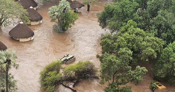 SOUTH AFRICA - KRUGER NATIONAL PARK - FLOODS