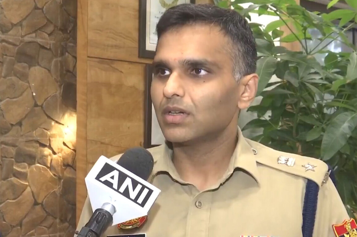 "May have lured many of victims with promise of job...": DCP South West Amit Goel on Chaitanyananda Saraswati