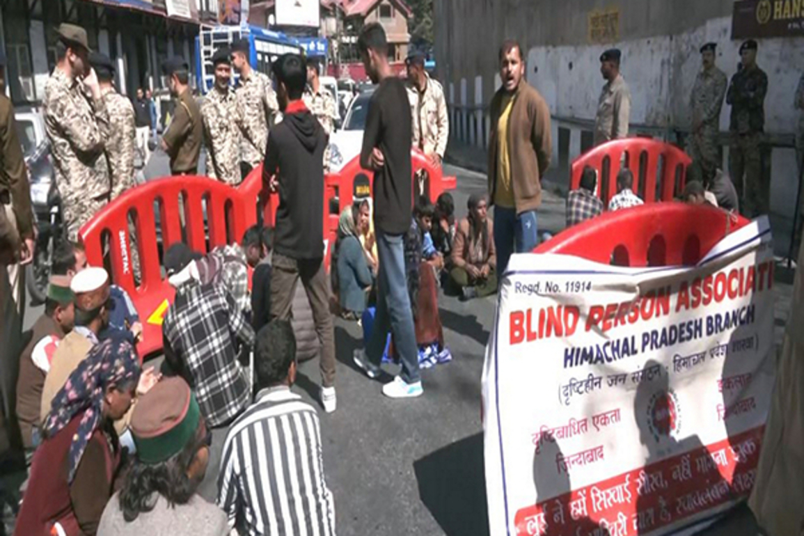 Himachal: Visually impaired protesters block roads in Shimla, demand backlog quota appointments