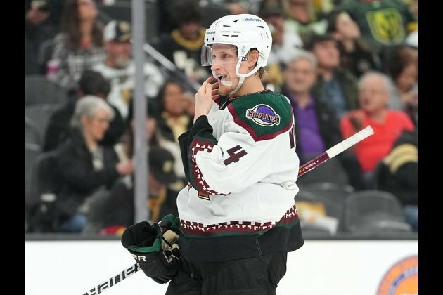 Coyotes sign D Juuso Valimaki to one-year extension