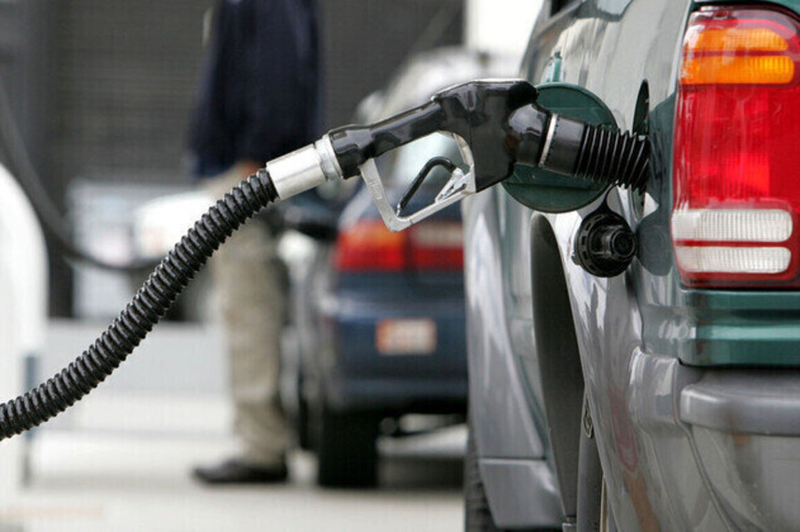 Oil spikes to highest price since 2022