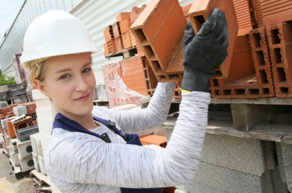 Nine in ten young adults in Northern Ireland consider following family into the trades