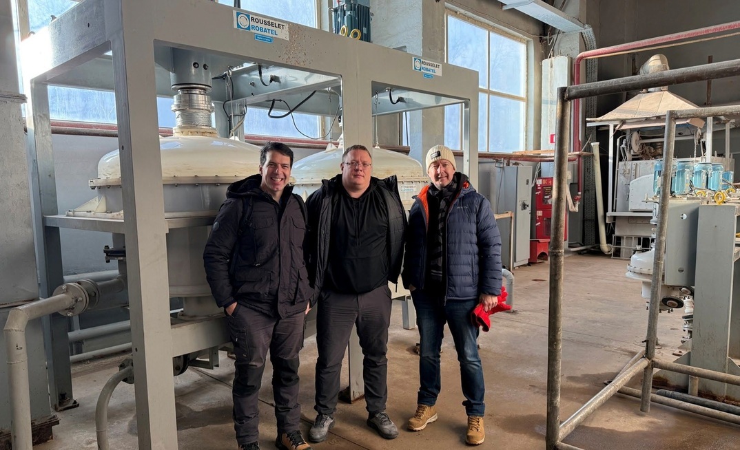 Lindian's Robert Martin and Zac Komur with Sareco COO Vladimir Fedotov (centre)