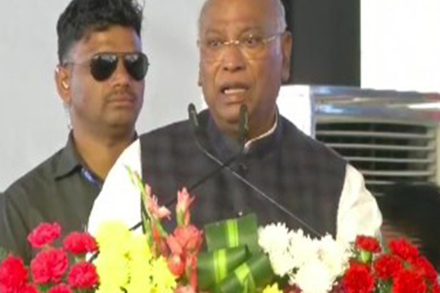 "Forever indebted to Indian Army's courage and sacrifice": Kharge on 78th Army Day