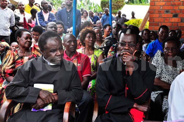   everends attend the funeral service of the late amson uwanguzi proprietor of ido beach ntebbe at omamboga on ayaza road on 8316    