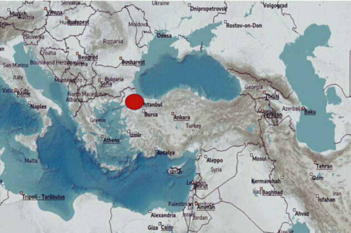 Strong Earthquake Shakes Western Turkey, Felt as Far as Bulgaria