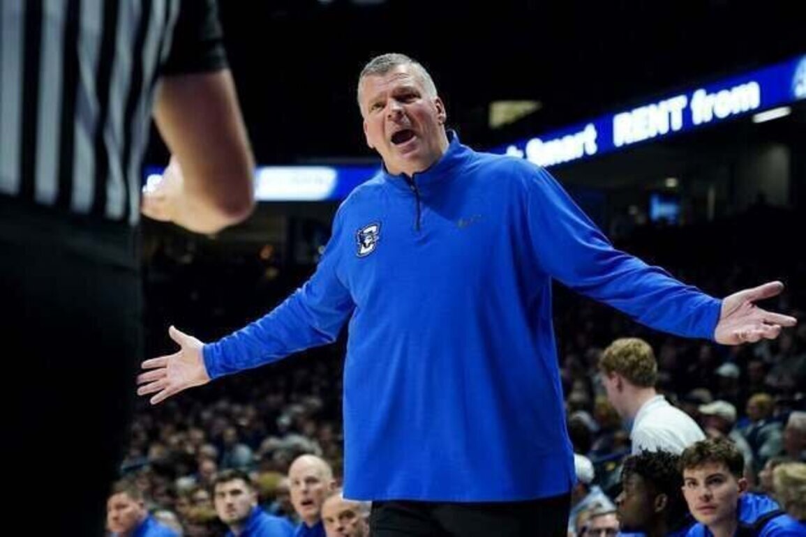 Nik Graves, Creighton surge past Rutgers, reach Vegas semis